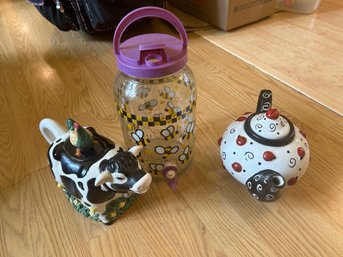 R1 Cow Teapot, Ladybug Teapot, Bumblebee Glass Jug Dispenser