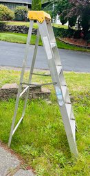 R00 6Ft. Aluminum Ladder Howard 250LB Rating