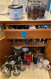 R5 Aroma Rice Cooker, Dualit Toaster, Silverware, Kitchen Utensils, Glass Mugs, Glass Diffuser Teapot, Travel
