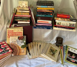 R7 Collection Of Cookbooks, Recipes And Magazines, And Some Miscellaneous Books Such As Religious Books