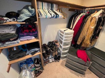 R11 Clothes, Hangers, Plastic Storage Drawers, Shoes, Boots, Coats, Suit, Button Up Shirts