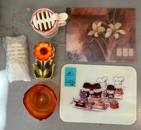 R0 Two Glass Cutting Boards, Flower Napkin Holder, Decorative Mug With Straining Piece