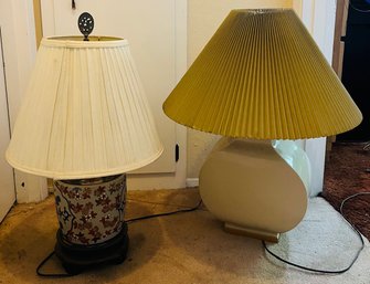 R5 Two Table Lamps