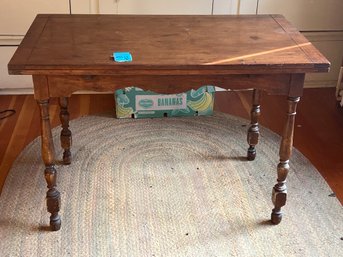 R2 Antique Wooden Table With Pull Out Leaves. See Photos For Condition