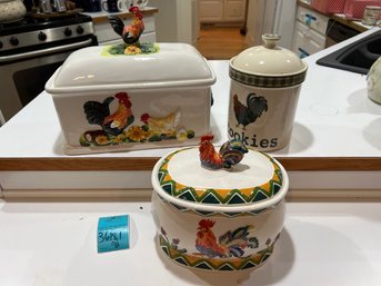 R10 Three Rooster Themed Ceramic Storage Containers