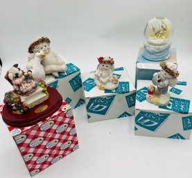 R2 A Collection Of Five Figurines Including Dreamsickles And Marys Moo Moos