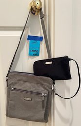 R11 Baggallini Cross Body Bag With Detachable Wallet