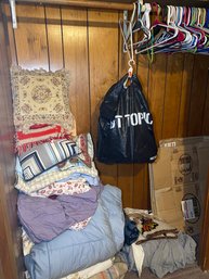 R9 Closet Lot To Include Collection Of Line Such As Quilted Patterns And Lace Patterns, Throw Pillows, A Shelf