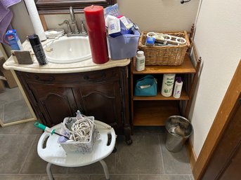 R8 Upstairs Bathroom Lot To Include Various Bathroom Supplies, Big Candle, Mirror, Towels, Purple Bathrobe And