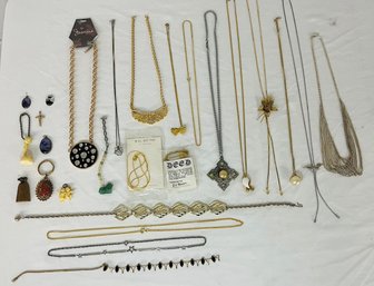 BNH Lot Of Necklaces And Bracelets Costume Jewelry Includes 14 KT. Gold Plate Necklace