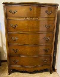 R8 Five Drawer Wood Dresser By Bassett Furniture