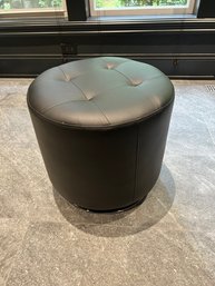 R1 Swivel Small Black Ottoman