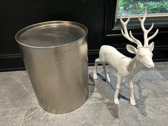 R1 Decorative Hammered Metal Side Table,  Decorative White Deer