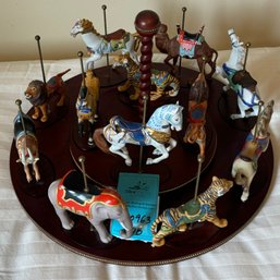 R8 Carrousel With Wood Base And Removable Figurines.