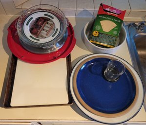 R4 Assorted Kitchen Items To Include Plates, Ramekins, Cutting Board And Glass Pyrex