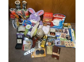 R9 Miscellaneous Lot To Include Basket And All Items Inside Such As Flower Rocket, Dan Dee Bunny, And Others