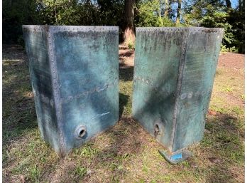 R00 Two Galvanized Tanks.  Seem To Be Empty.  30in X 21in X 11in
