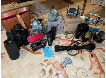 R1 Penn, Pflueger, And Other Reels.  Vintage Binoculars, Small Binoculars And Empty Case