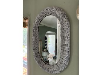 R9 Vintage Style Side Table And Mirror