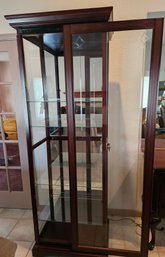 Pulaski Furniture Two Way Sliding Door Curio Cabinet