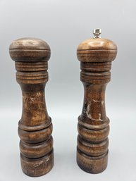 Vintage Woodcrest By Styson Salt And Pepper Shakers