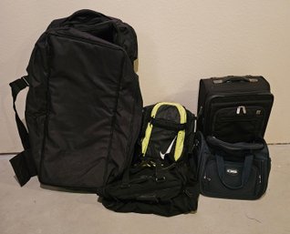 Five Travel Bag Lot