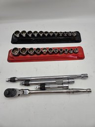 Snap On Standard And Metric Sockets With Ratchet