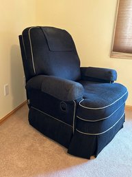La-z-boy Recliner Blue With Off White Piping