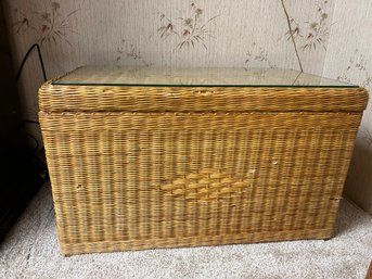 Wicker Trunk With Braided Handles And Glass Top