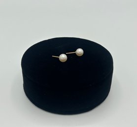 Fresh Water Pearl Stud Earrings With 14k Gold Post