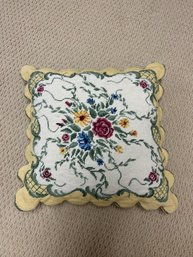 Vintage Needlework Scalloped Edge Floral Decorative Pillow
