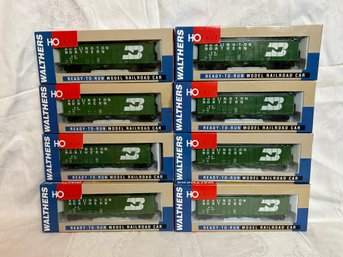 Walthers HO Scale 50ft Airslide Covered Hopper Cars - Burlington Northern