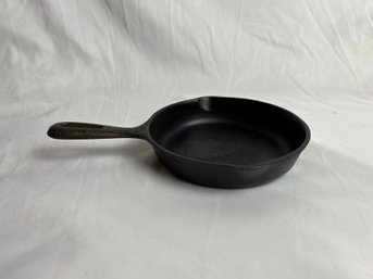 6 1/3in Cast Iron Skillet Pan