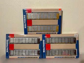 Walthers Ready To Run HO Scale Thrall 89' Tri-Level Auto Carriers - BNSF, Santa Fe