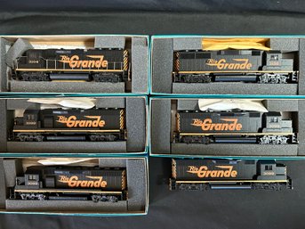 Athearn HO Scale GP-40-2 Dummy Locomotives - Rio Grande