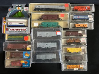 Life Like, Minitrix, AHM, Roco, And More N Scale - Variety Of Cars And Rail Lines