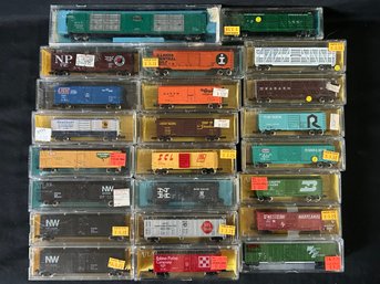 Roundhouse N Scale Box Cars And Reefers - Variety Of Rail Lines