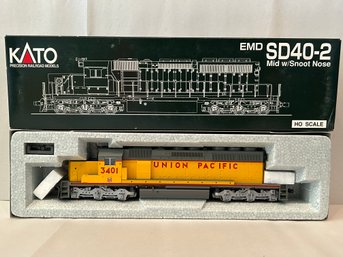 Kato EMD SD40-2 Mid W/Snoot Nose Powered Locomotive - Union Pacific