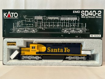Kato EMD SD40-2 Mid W/Snoot Nose Powered Locomotive - Santa Fe (#3)