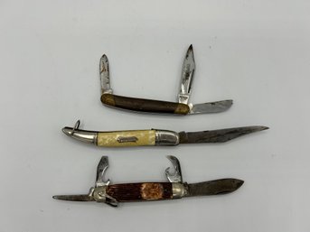 Group Of 3 Knives / Multi Tools