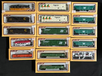 Life Like HO Scale Model Train Cars - Variety Of Rail Lines (#2)