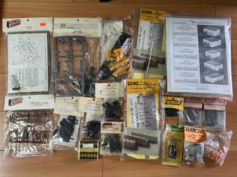 HO Scale Model Train Parts / Components