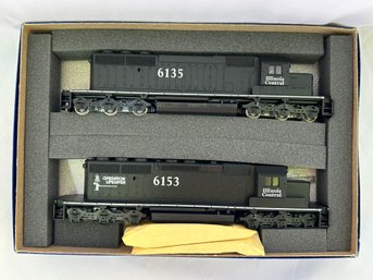 Athearn Special Edition HO Scale Powered And Dummy Locomotives - Illinois Central
