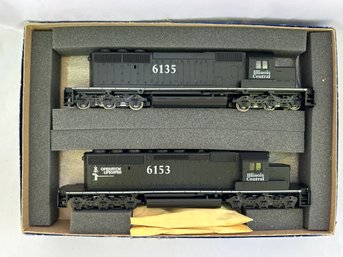 Athearn Special Edition HO Scale Powered And Dummy Locomotives - Illinois Central (#2)