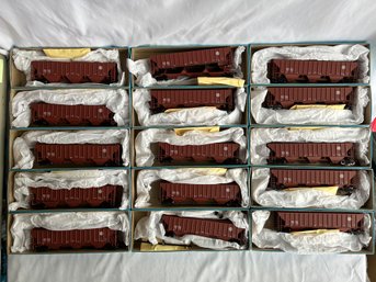 Athearn HO Scale 54ft Covered Hopper Cars - BNSF Oxide Red (#2)