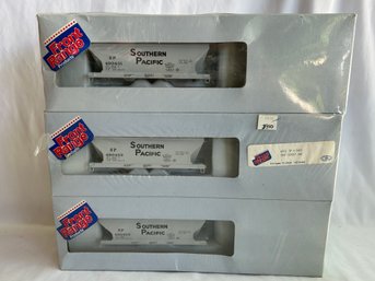 Front Range HO Scale 6 Pack 2-bay Cement Cars - Southern Pacific
