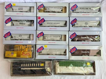 Front Range HO Scale Cement Cars, Grain Cars, Center Beams, And Boxcar - Variety Of Rail Lines