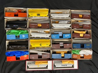 McKean Models Assortment Of Train Car Kits - Variety Of Rail Lines