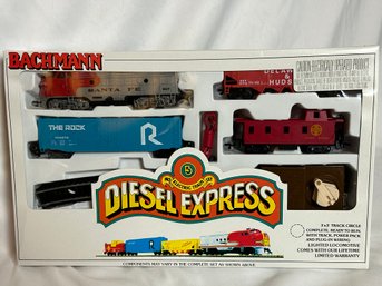 Bachmann HO Electric Train Set Diesel Express (#5)