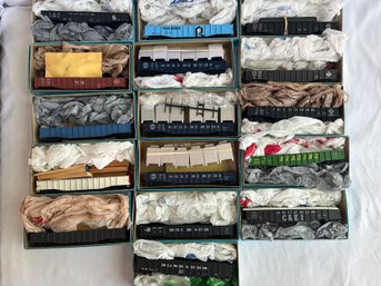 Athearn HO Scale 50ft Gondola Cars - Undecorated, NW, Erie, Reading, And More